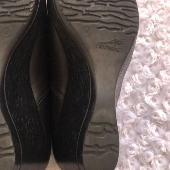 Dansko Black Leather Nursing Clogs Size 37 - Picture 2 of 4